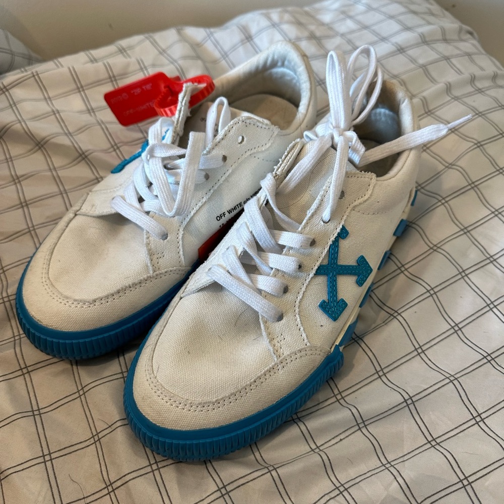 Off white size 37